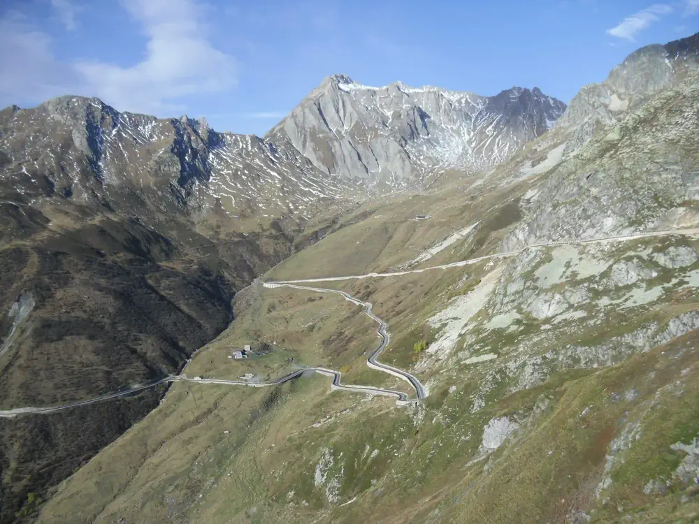 Via-Francigena-1-Saint-Bernard-Pass-to-Ivrea-16