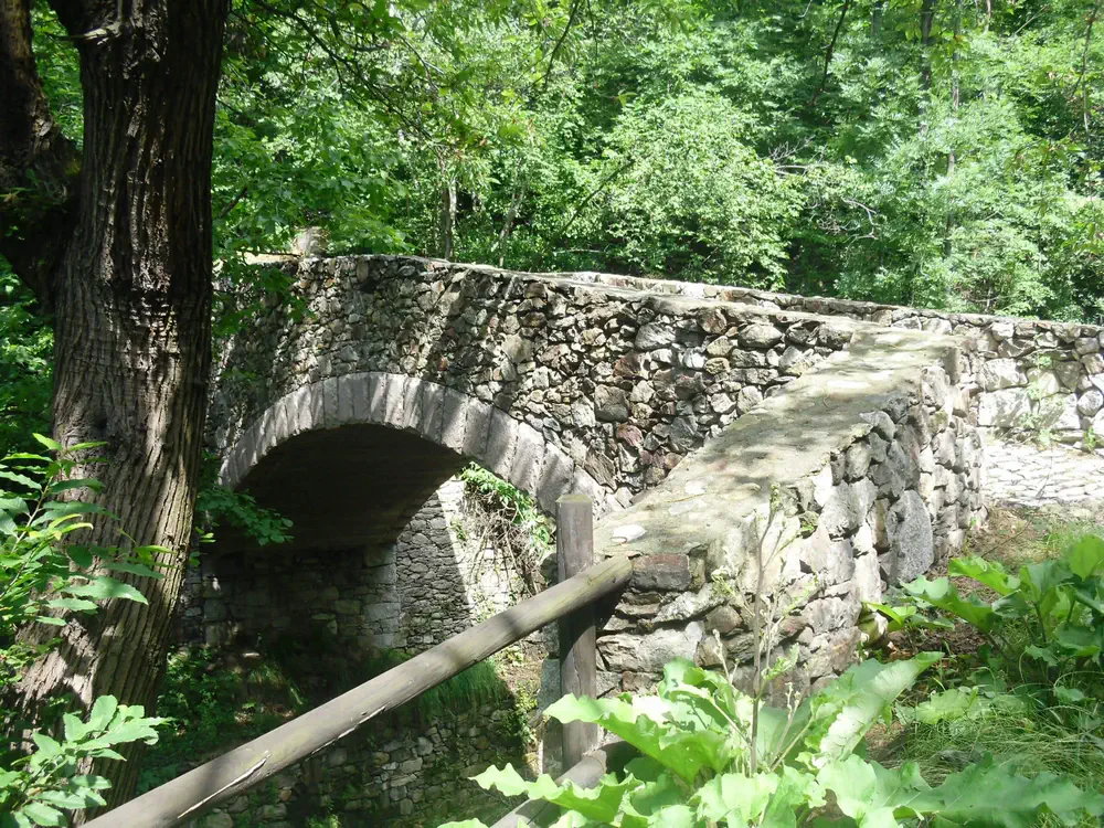 Via-Francigena-1-Saint-Bernard-Pass-to-Ivrea-17