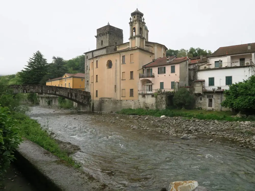 Via-Francigena-4-Fidenza-to-Pontremoli-13