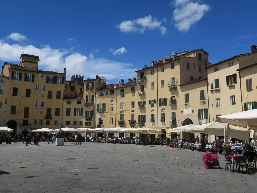 Via-Francigena-5-Pontremoli-to-Lucca-2